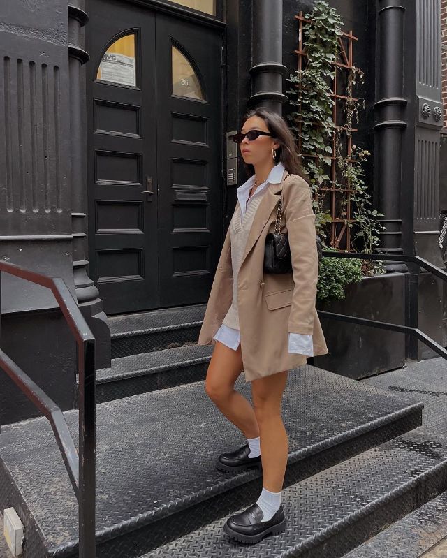 Lauren Wolfe Outfit